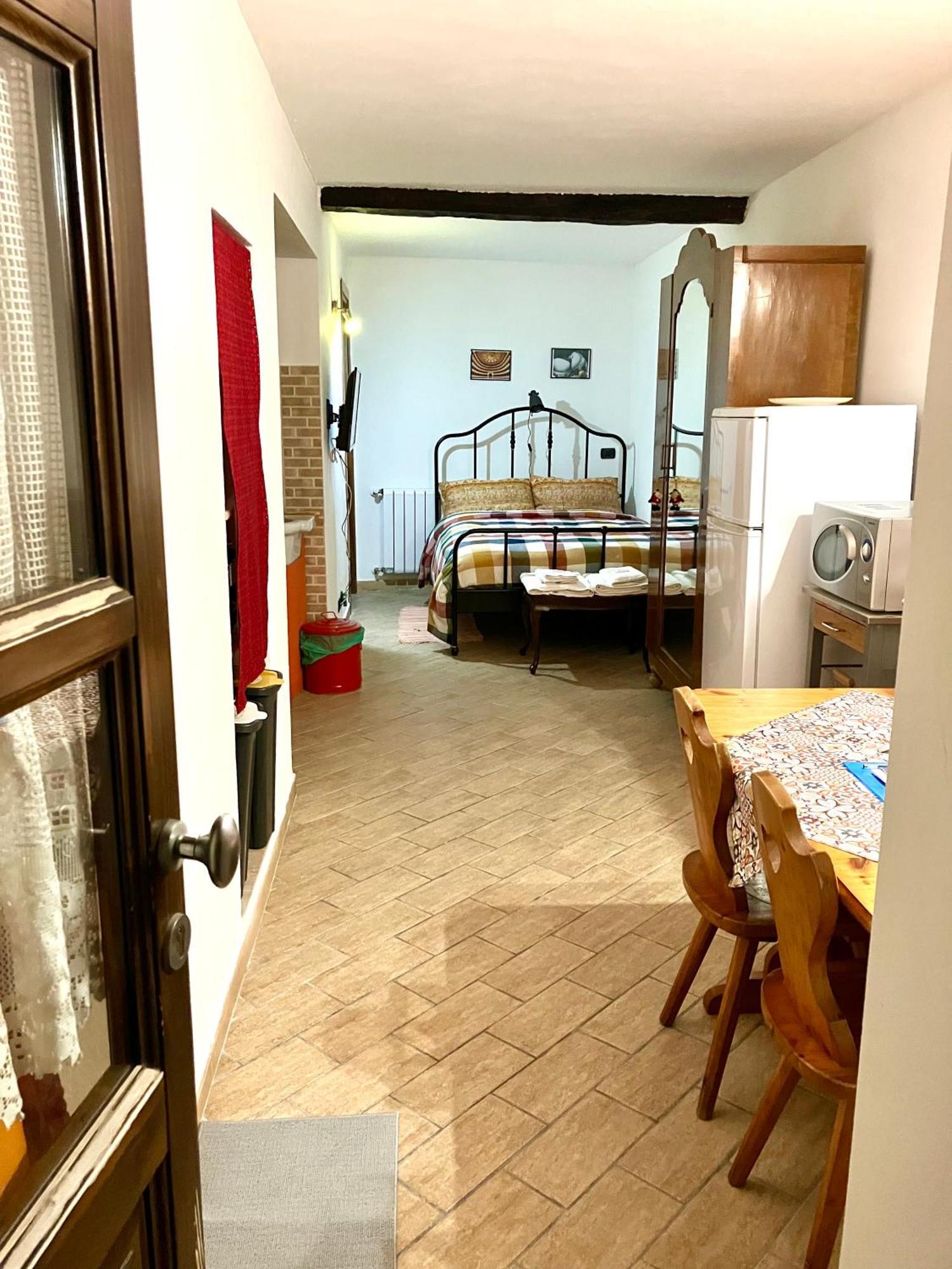 Case Vacanza Cipriano Spacious Apartment And Cosy Studio Monolocale Torretta  Екстер'єр фото